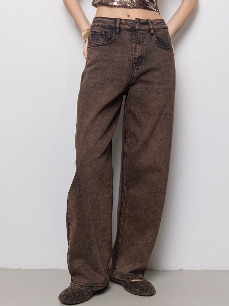 Джинсы свободного кроя